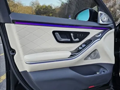 Mercedes-Benz S-Class 2022, 72700 км, за 47919.13 USD - фото 7