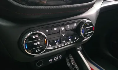 ChevroletGMDaewoo Trailblazer 2021, 36332 км, за 16848.83 USD - фото 30