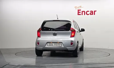 Kia Morning 2015, 129641 км, за 1651.8 USD