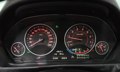 BMW 3-Series 2016, 81698 км, за 5720.6 USD - фото 8
