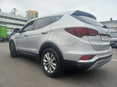 Hyundai Santafe 2016, 223041 км, за 4529.34 USD