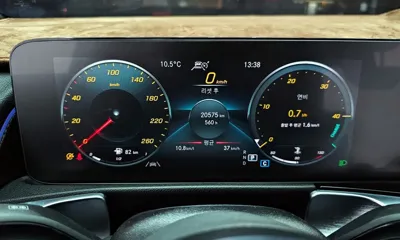 Mercedes-Benz GLB-Class 2021, 20575 км, за 21076.97 USD - фото 8