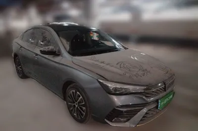Roewe i5 2021, 11900 км, за 5769 USD