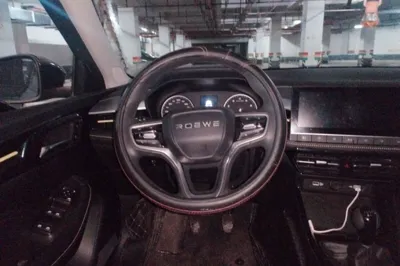 Roewe i5 2021, 11900 км, за 5769 USD - фото 17