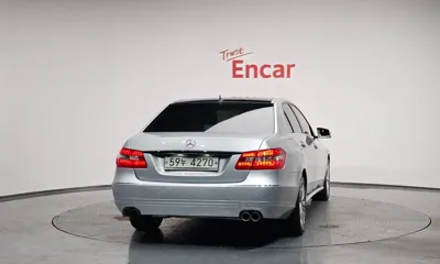 Mercedes-Benz E-Class 2010, 108239 км, за 3304.63 USD