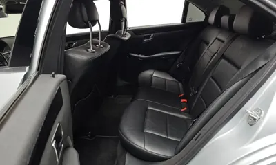 Mercedes-Benz E-Class 2010, 108239 км, за 3304.63 USD - фото 12