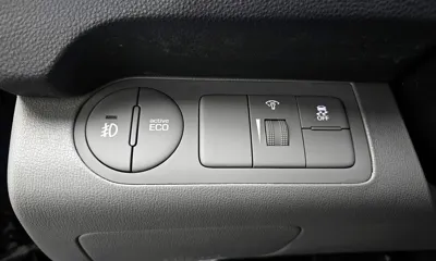Hyundai Starex 2019, 140358 км, за 8243.56 USD - фото 16