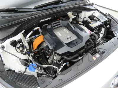 Hyundai Ioniq 2019, 59098 км, за 9518.18 USD - фото 18