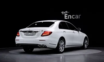 Mercedes-Benz E-Class 2019, 175148 км, за 12945.63 USD