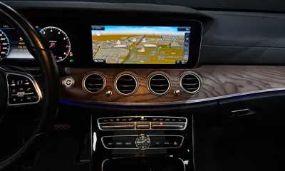 Mercedes-Benz E-Class 2019, 175148 км, за 12945.63 USD - фото 16