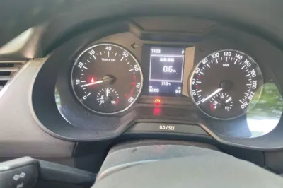 Skoda Octavia 2016, 82400 км, за 4603 USD - фото 11