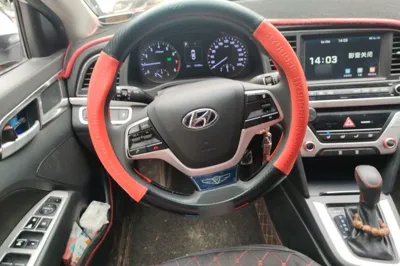 Hyundai Elantra (6th Generation 2016, 121100 км, за 6203 USD