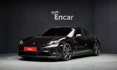 Porsche Taycan · 2025 год