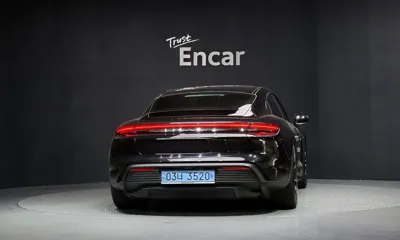 Porsche Taycan 2025, 27189 км, за 78596.04 USD