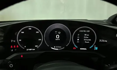 Porsche Taycan 2025, 27189 км, за 78596.04 USD - фото 8