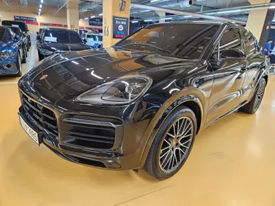 Porsche Cayenne · 2023 год