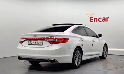 Hyundai Grandeur 2015, 77562 км, за 5251.41 USD
