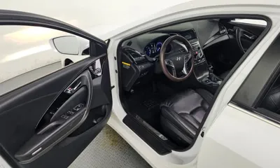 Hyundai Grandeur 2015, 77562 км, за 5251.41 USD - фото 10
