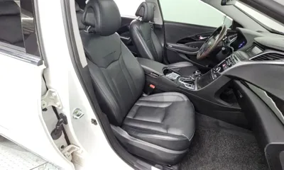 Hyundai Grandeur 2015, 77562 км, за 5251.41 USD - фото 18