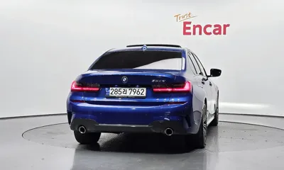 BMW 3-Series 2021, 85616 км, за 16345.02 USD