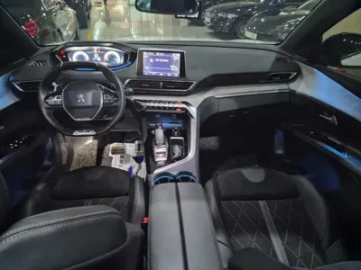 Peugeot 5008 2021, 30196 км, за 16082.45 USD - фото 8