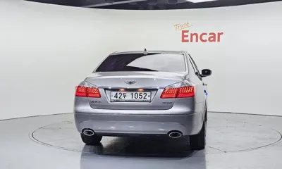 Hyundai Genesis 2011, 106096 км, за 3501.82 USD