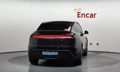 Tesla Model Y 2025, 11753 км, за 33218.26 USD