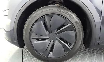 Tesla Model Y 2025, 11753 км, за 33218.26 USD