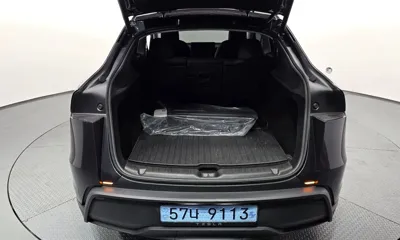 Tesla Model Y 2025, 11753 км, за 33218.26 USD - фото 20