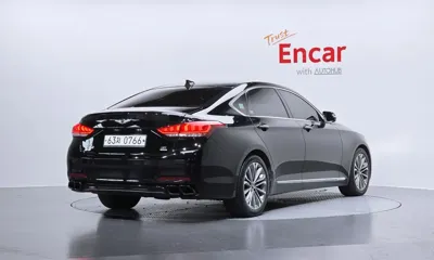 Hyundai Genesis 2015, 120797 км, за 6435.67 USD