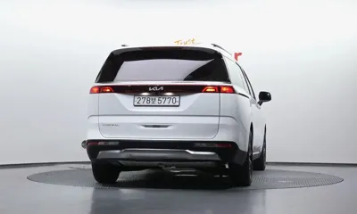 Kia Canival 2023, 82076 км, за 15426.02 USD