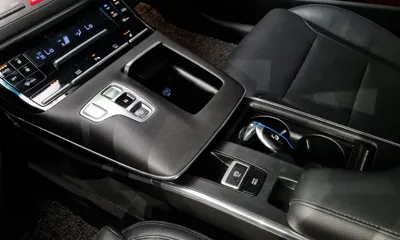 Hyundai Grandeur 2021, 129963 км, за 10986.15 USD - фото 9