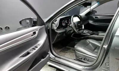 Hyundai Grandeur 2021, 129963 км, за 10986.15 USD - фото 10