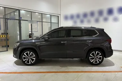 Volkswagen Tharu 2021, 44100 км, за 21354 USD