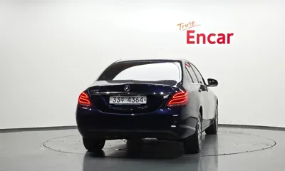 Mercedes-Benz C-Class 2017, 148406 км, за 7286.33 USD