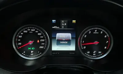 Mercedes-Benz C-Class 2017, 148406 км, за 7286.33 USD - фото 8
