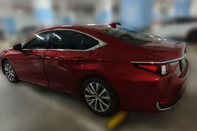 Lexus ES 2020, 100100 км, за 21794 USD