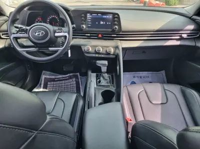 Hyundai Avante 2023, 86970 км, за 8458.68 USD