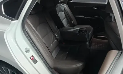 Kia K7 2016, 91716 км, за 8125.85 USD - фото 11