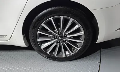 Kia K7 2016, 91716 км, за 8125.85 USD - фото 20