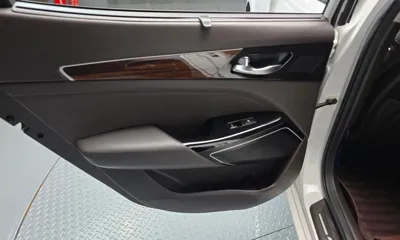 Kia K7 2016, 91716 км, за 8125.85 USD - фото 24