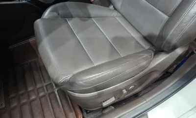 Kia K7 2016, 91716 км, за 8125.85 USD - фото 32