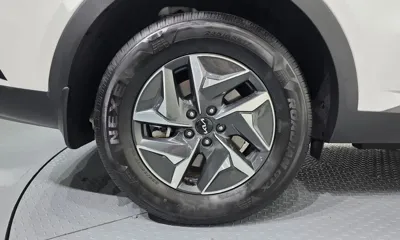 Kia Sorento 2023, 49084 км, за 19627.15 USD