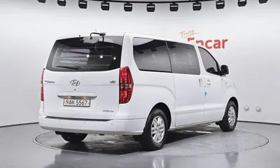 Hyundai Starex 2021, 93223 км, за 9452.54 USD