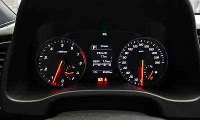 Hyundai Avante 2018, 85359 км, за 8473.46 USD - фото 8