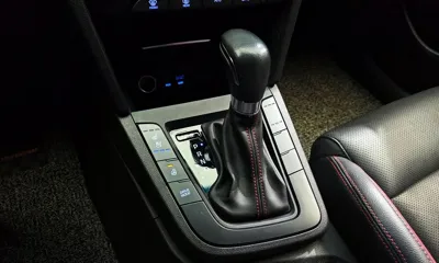 Hyundai Avante 2018, 85359 км, за 8473.46 USD - фото 9