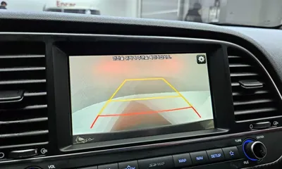 Hyundai Avante 2018, 85359 км, за 8473.46 USD - фото 17