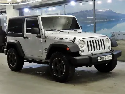 Jeep Wrangler · 2012 год