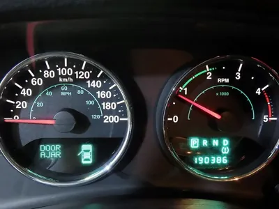 Jeep Wrangler 2012, 190384 км, за 8125.85 USD - фото 9