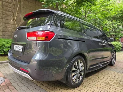 Kia Canival 2016, 253982 км, за 3503.87 USD